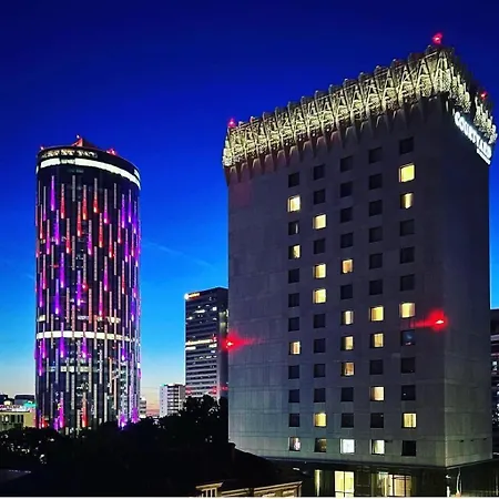 Aviatiei Elysee Luxury 1br Bucharest